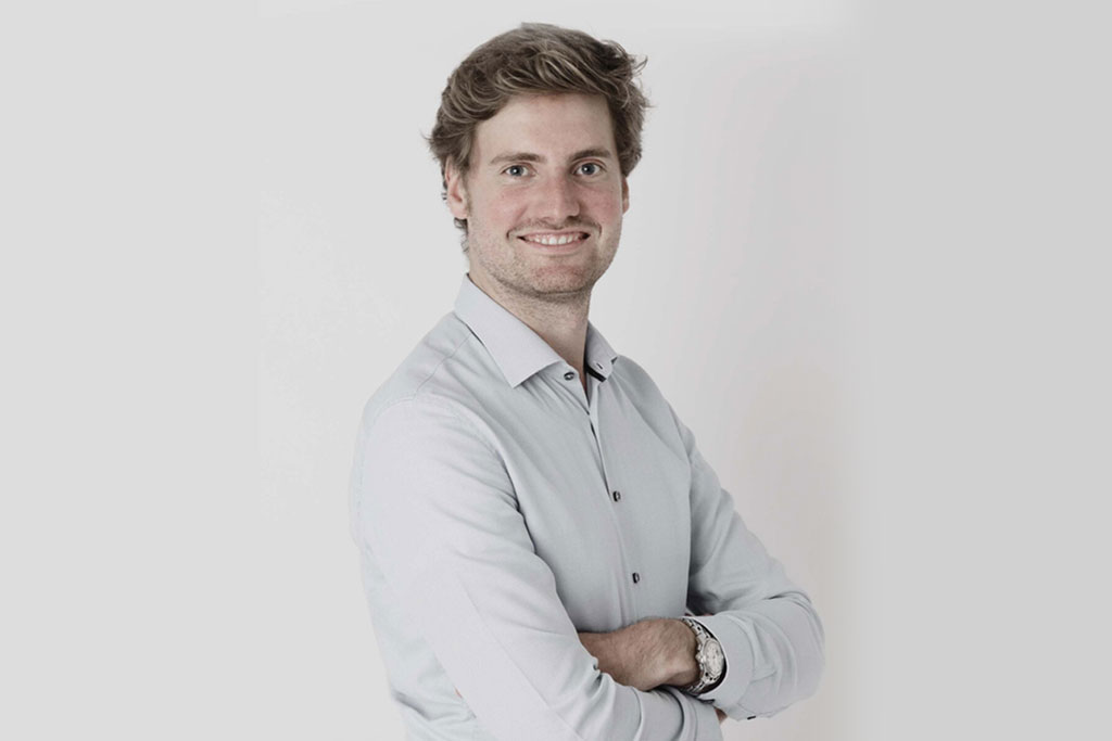 Borstvergroting laten uitvoeren - Dokter Casper Sommeling Borstvergroting laten uitvoeren - Dokter Casper Sommeling